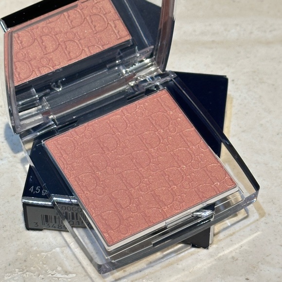 Dior Rosy Glow Blush - 103 Toffee - Picture 4 of 8